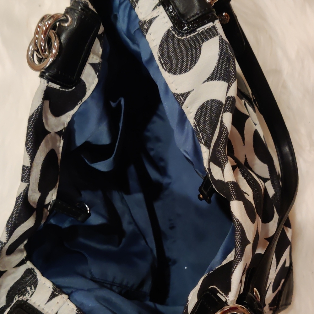 Coach Payton Canvas Purse - Picture 10 of 12